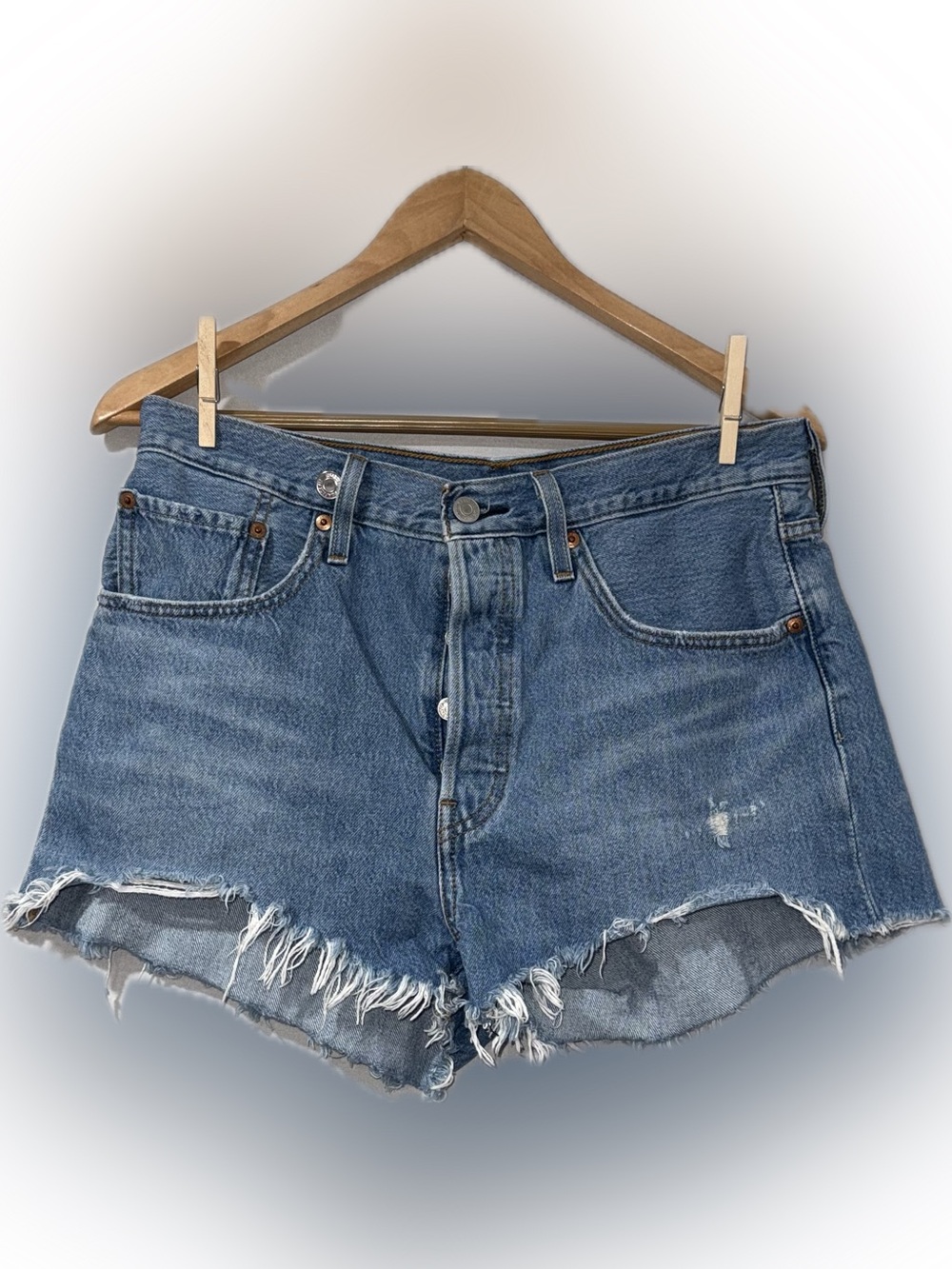 Levi’s 501 Distressed Denim Blue Cutoff Shorts | W30